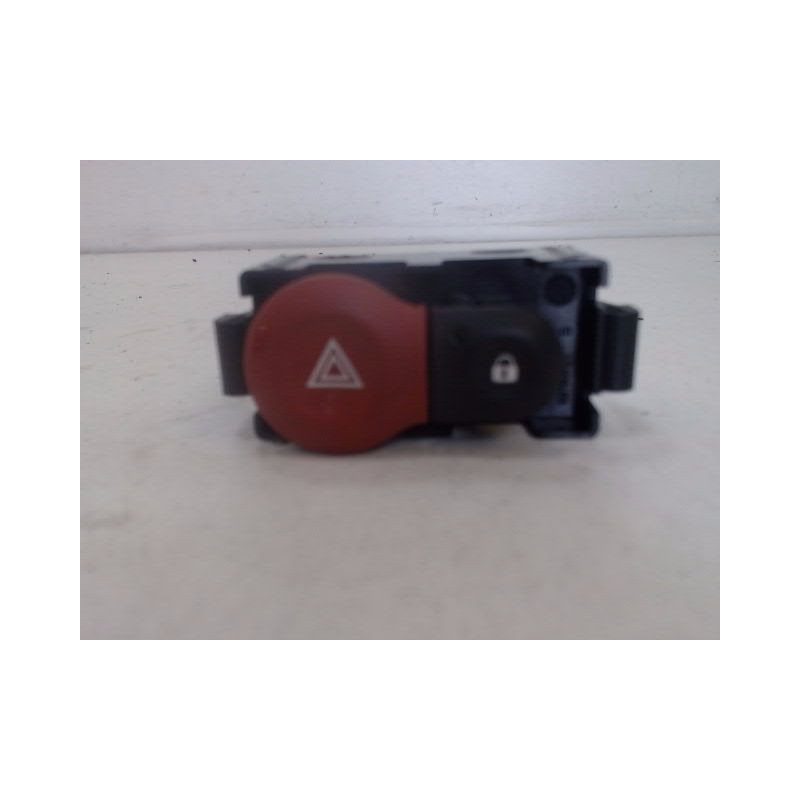 BOUTON DE WARNING RENAULT TWINGO