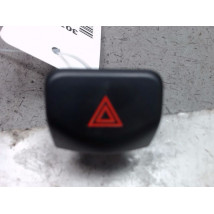 BOUTON DE WARNING NISSAN NOTE