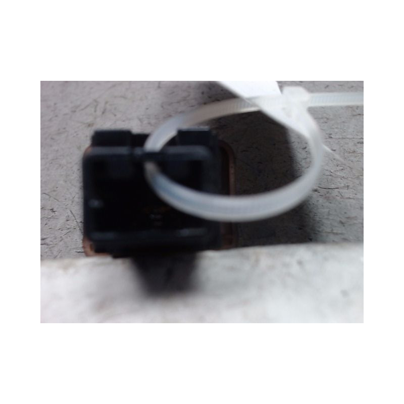 BOUTON DE WARNING NISSAN NOTE