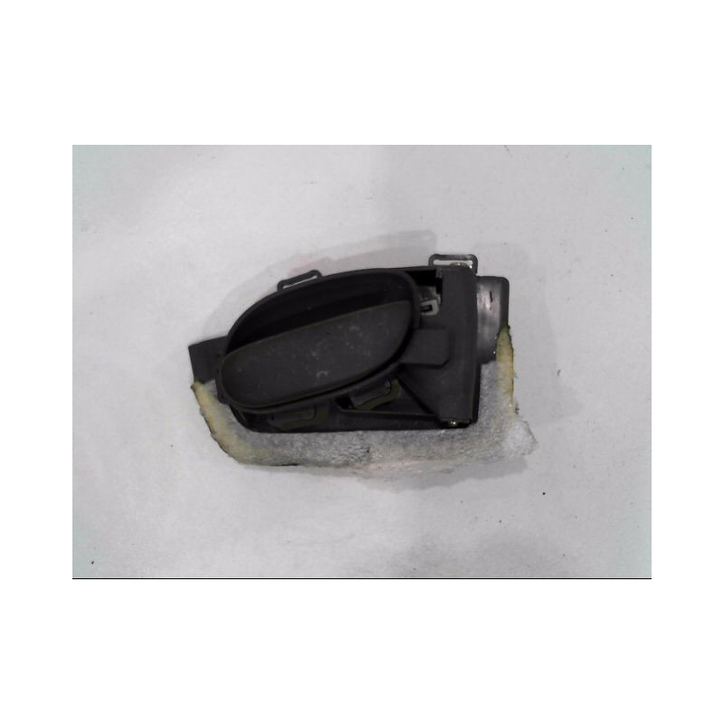POIGNEE INTERIEURE PORTE AVANT DROIT PEUGEOT 206