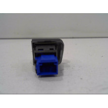 BOUTON DE WARNING PEUGEOT 208