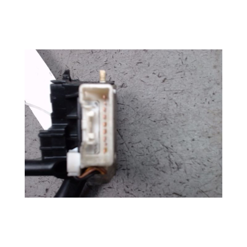 COMMANDE CLIGNOTANT TOYOTA COROLLA VERSO 2002-2004