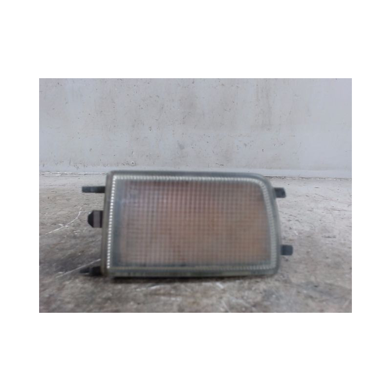 CLIGNOTANT DROIT VOLKSWAGEN VENTO
