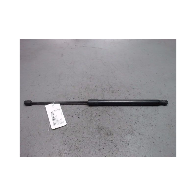 VERIN GAUCHE HAYON MERCEDES CLASSE B 05-08