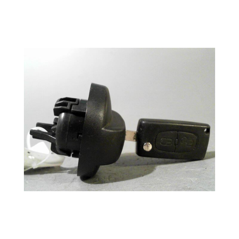 BOUCHON RESERVOIR A CARBURANT PEUGEOT 207 3P