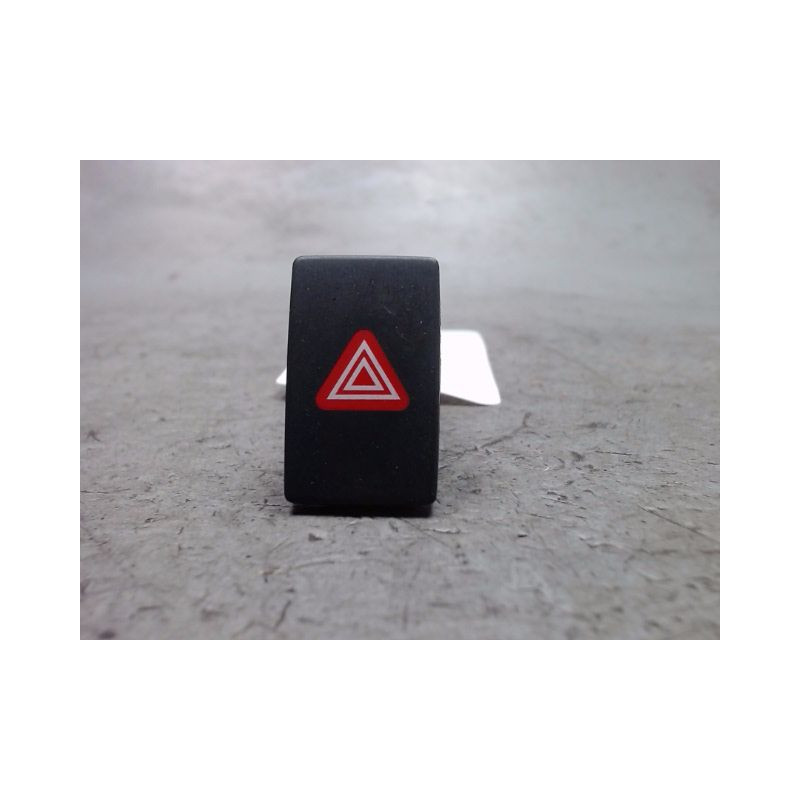 BOUTON DE WARNING VOLKSWAGEN GOLF VI 2008-