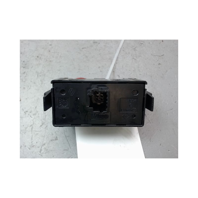 BOUTON DE WARNING RENAULT CLIO III Phase 2 2009-...