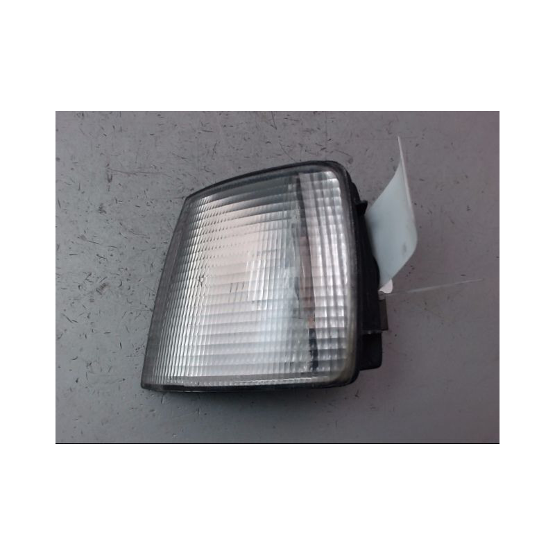 CLIGNOTANT GAUCHE VOLKSWAGEN PASSAT BERL. III Phase 1 1988-1993