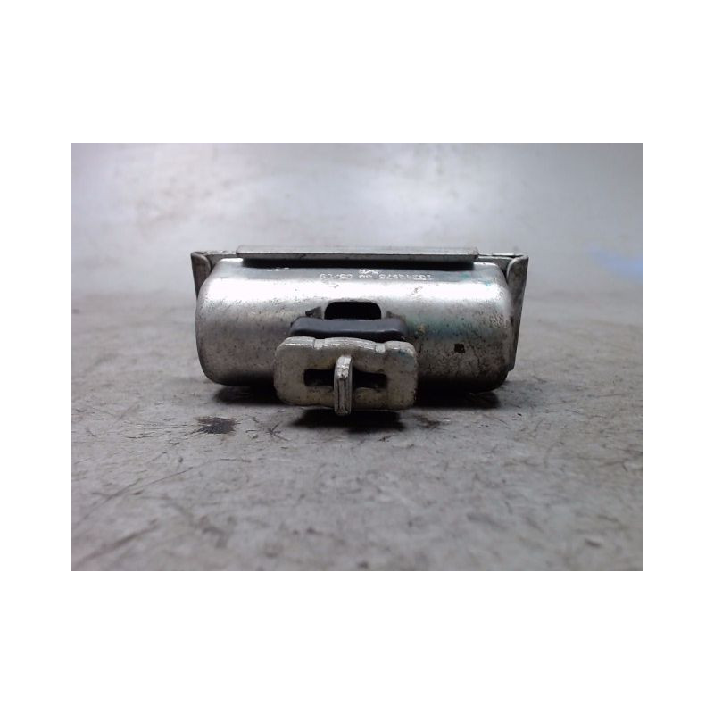 TIRANT PORTE AVANT GAUCHE OPEL CORSA 06-09