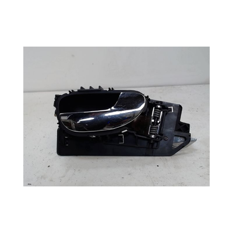 POIGNEE INTERIEURE PORTE AVANT DROIT PEUGEOT 307