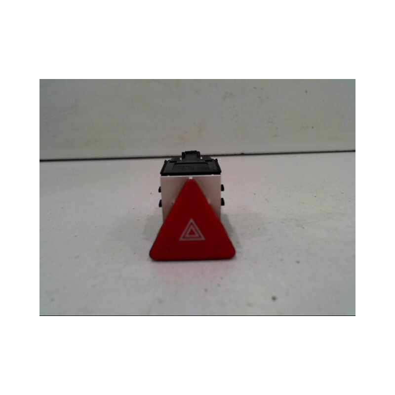 BOUTON DE WARNING VOLKSWAGEN SCIROCCO