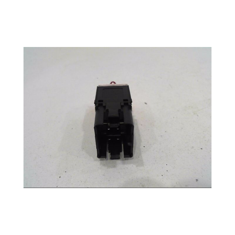 BOUTON DE WARNING VOLKSWAGEN SCIROCCO