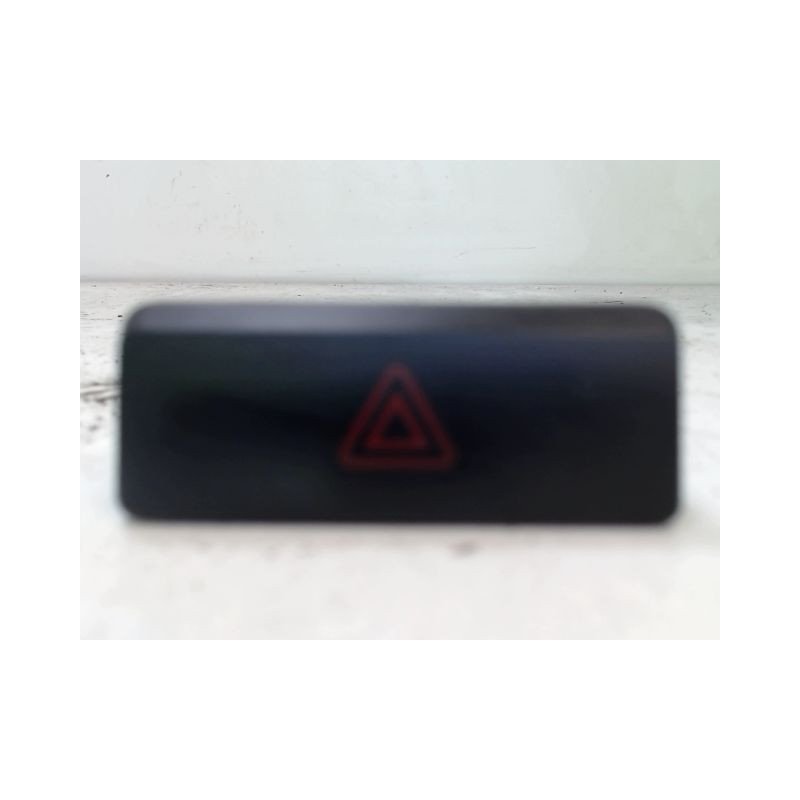 BOUTON DE WARNING KIA RIO