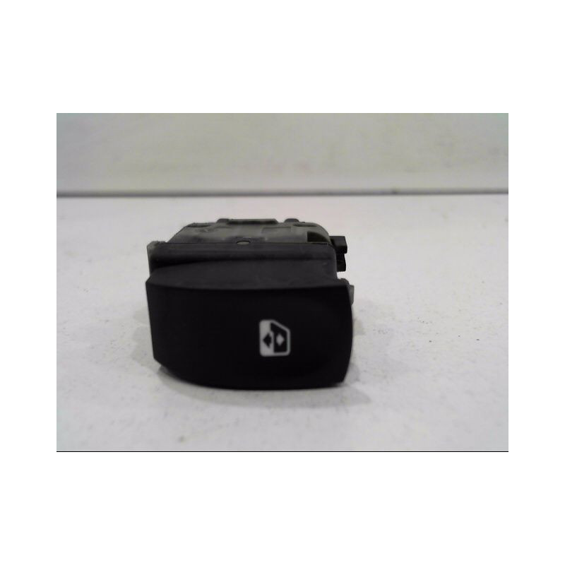 COMMANDE LEVE-GLACE PORTE ARD RENAULT MODUS