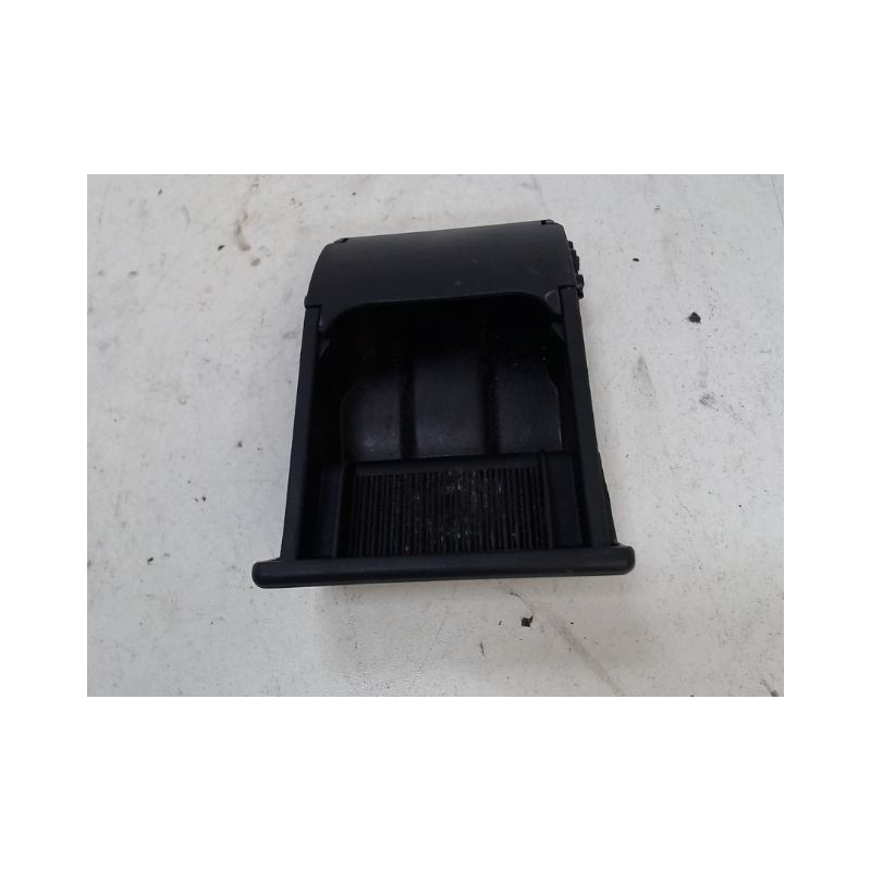 CENDRIER  CITROEN SAXO