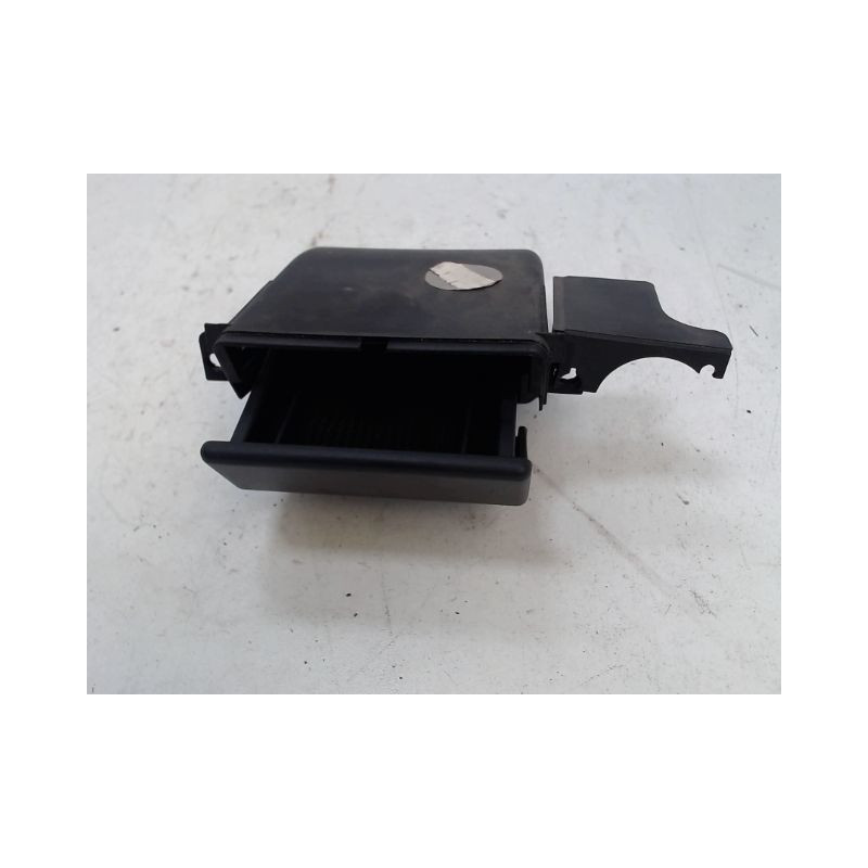 CENDRIER  CITROEN SAXO