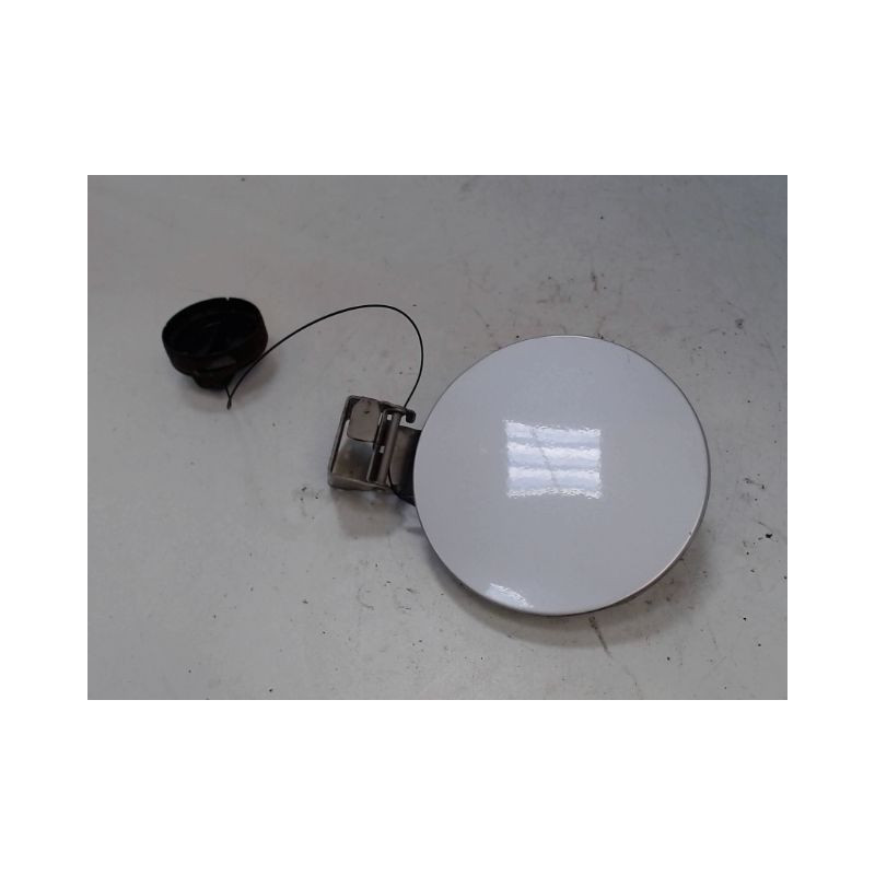 VOLET DE TRAPPE CARBURANT SUZUKI SPLASH