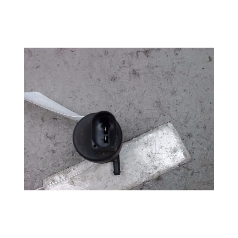 POMPE LAVE-GLACE AVANT MERCEDES C180