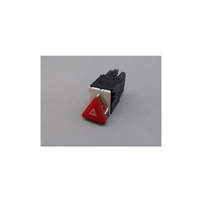 BOUTON DE WARNING VOLKSWAGEN PASSAT SW 05-10