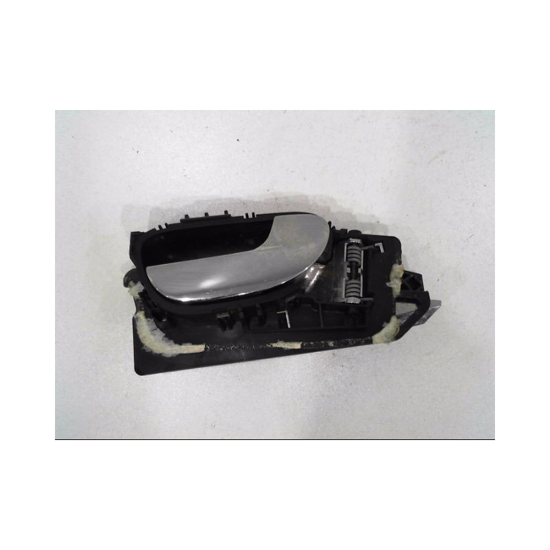 POIGNEE INTERIEURE PORTE AVANT DROIT PEUGEOT 307
