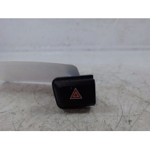 BOUTON DE WARNING PEUGEOT 208