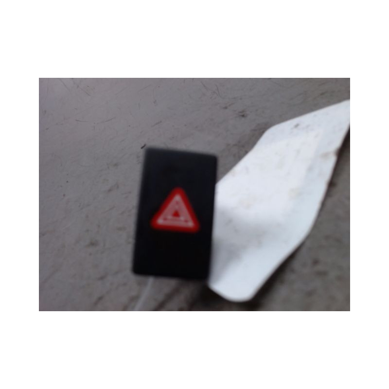 BOUTON DE WARNING VOLKSWAGEN GOLF VI 2008-