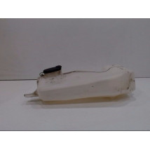 RESERVOIR LAVE-GLACE AVANT DACIA SANDERO
