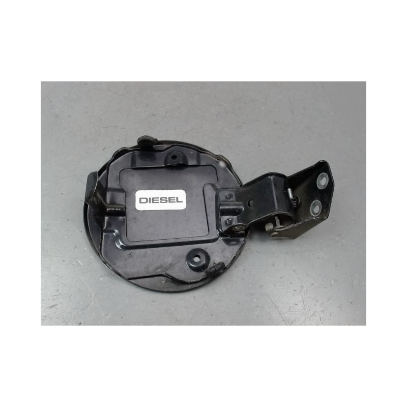VOLET DE TRAPPE CARBURANT SUZUKI SPLASH 2008-2012