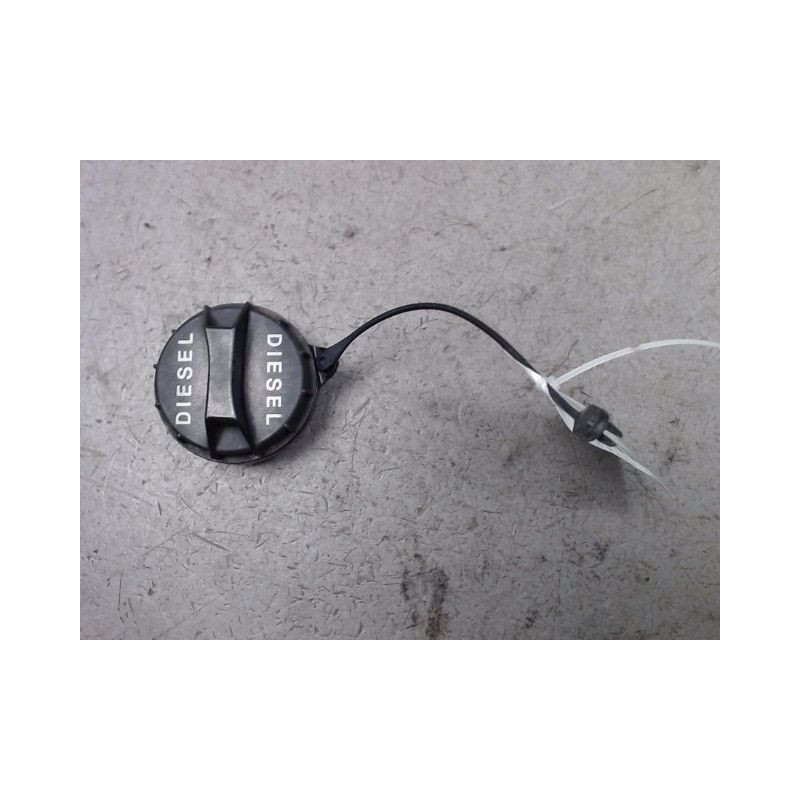 BOUCHON RESERVOIR A CARBURANT KIA RIO 2005-