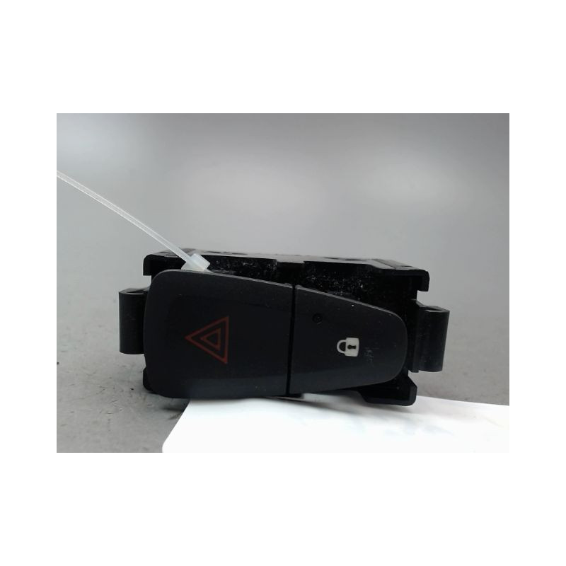 BOUTON DE WARNING RENAULT MEGANE BREAK III Phase 1 2009-2012