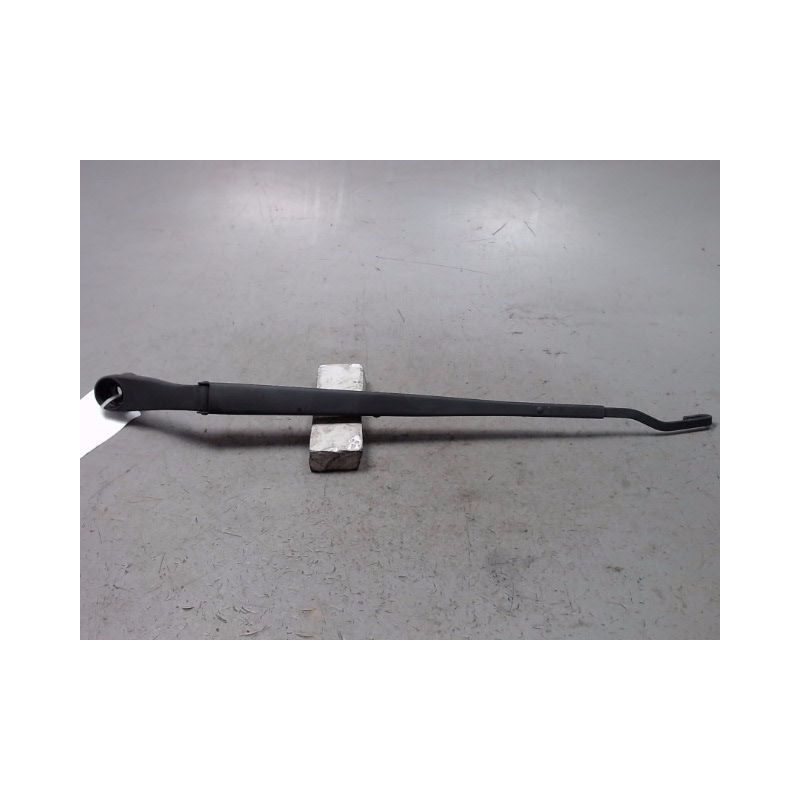 BRAS ESSUIE-GLACE AVANT GAUCHE KIA RIO 2005-