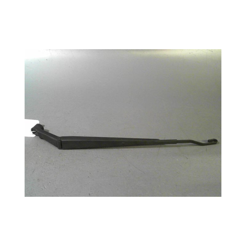 BRAS ESSUIE-GLACE AVANT GAUCHE TOYOTA YARIS VERSO -2003