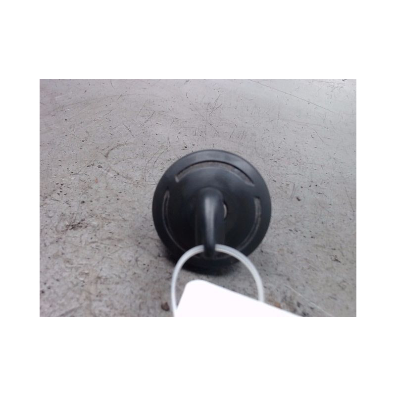 BOUCHON RESERVOIR A CARBURANT PEUGEOT 306 97-2001