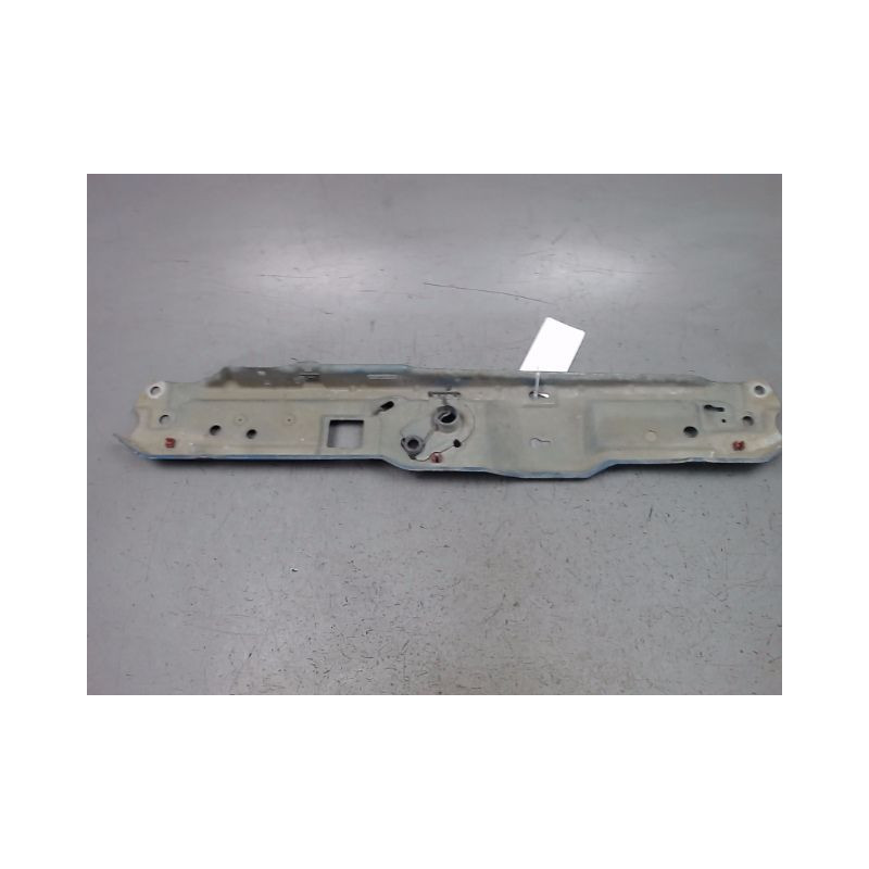 TRAVERSE SUPERIEURE ARMATURE AVANT OPEL CORSA 2000-8.2003