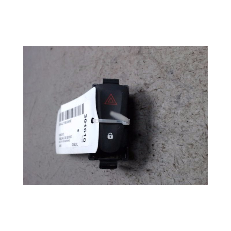 BOUTON DE WARNING RENAULT MEGANE