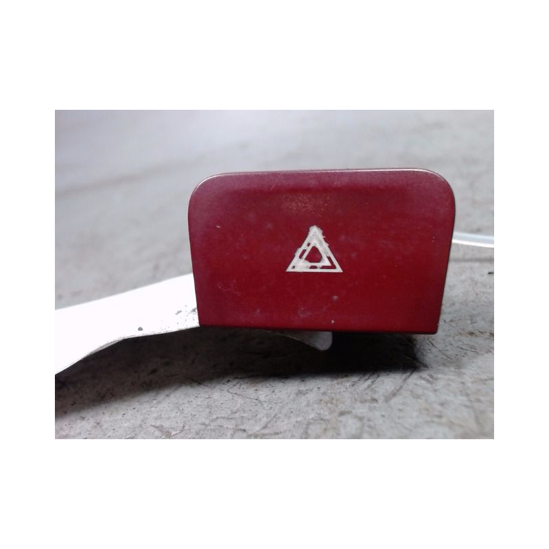 BOUTON DE WARNING CITROEN GRAND C4 PICASSO