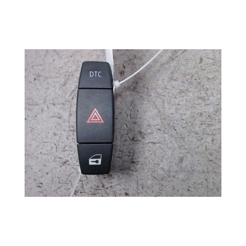 BOUTON DE WARNING B.M.W. SERIE 1