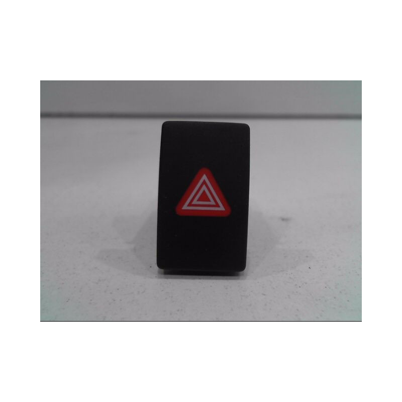 BOUTON DE WARNING VOLKSWAGEN GOLF