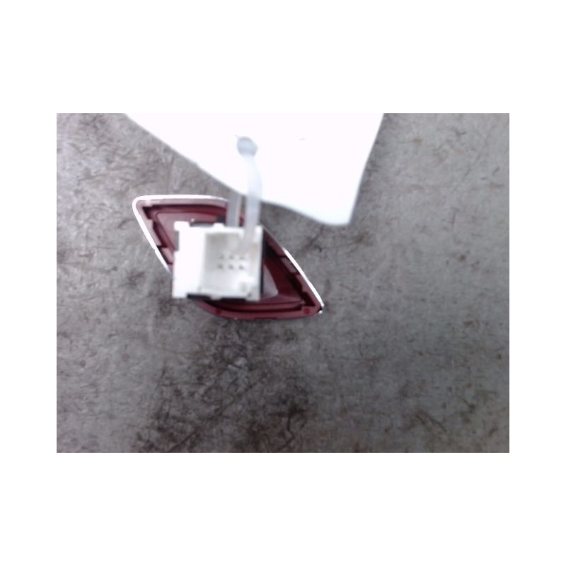 BOUTON DE WARNING CITROEN C3 2009-