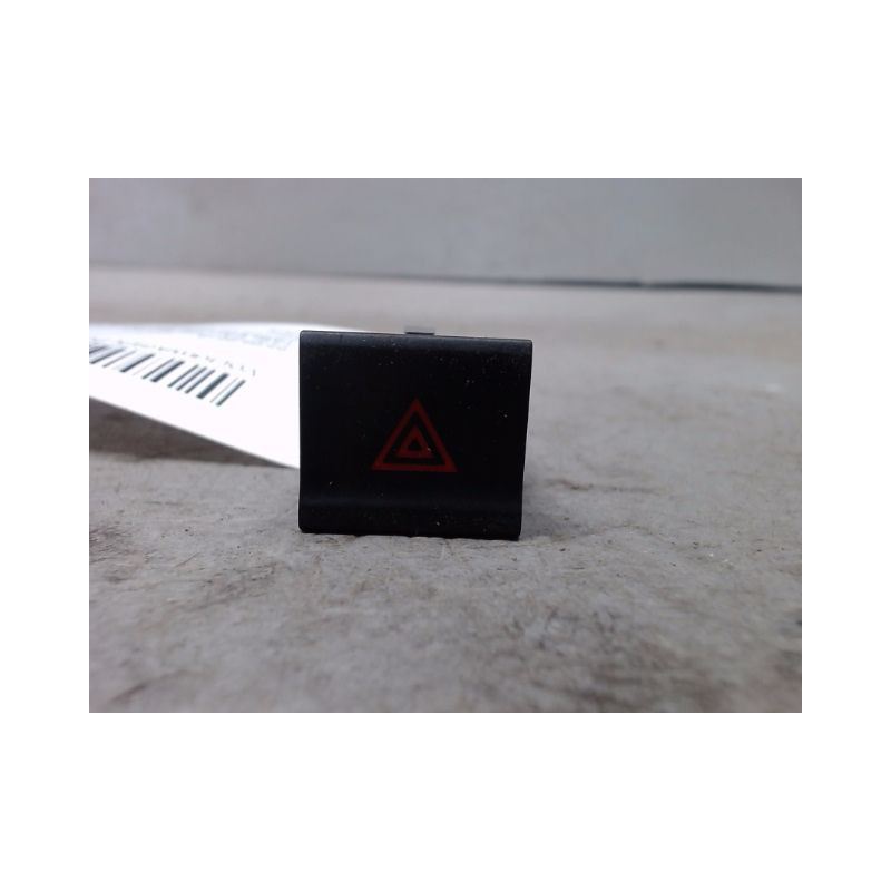 BOUTON DE WARNING VOLKSWAGEN POLO