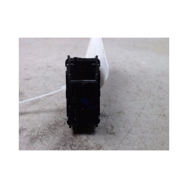 COMMANDE LEVE-GLACE PORTE ARD CITROEN C4 2010-