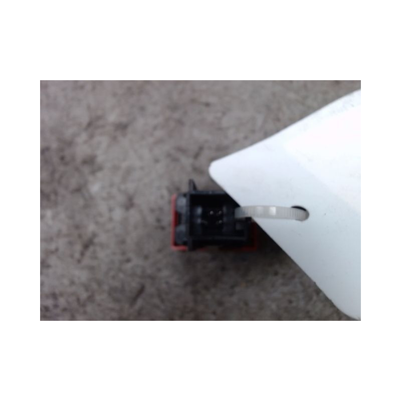 BOUTON DE WARNING VOLKSWAGEN POLO 2009-