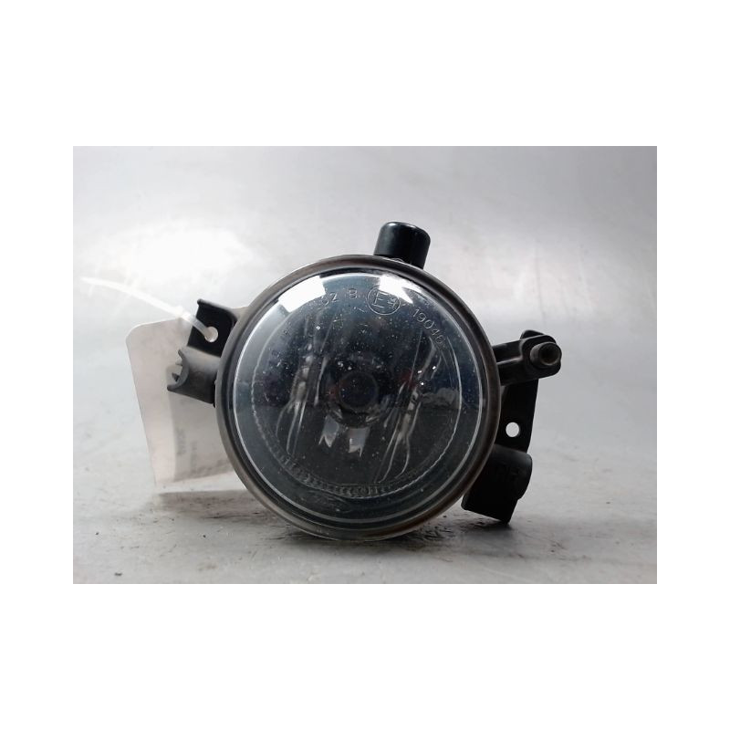 PHARE ANTIBROUILLARD AVANT DROIT FORD FOCUS C-MAX 03-07