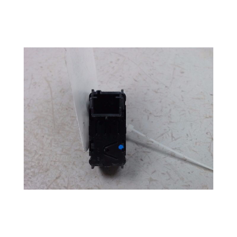COMMANDE LEVE-GLACE PORTE ARD CITROEN C4 2010-
