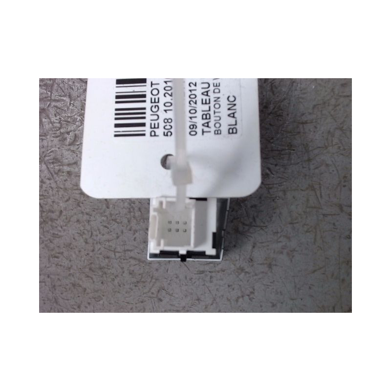 BOUTON DE WARNING PEUGEOT 508 2010-