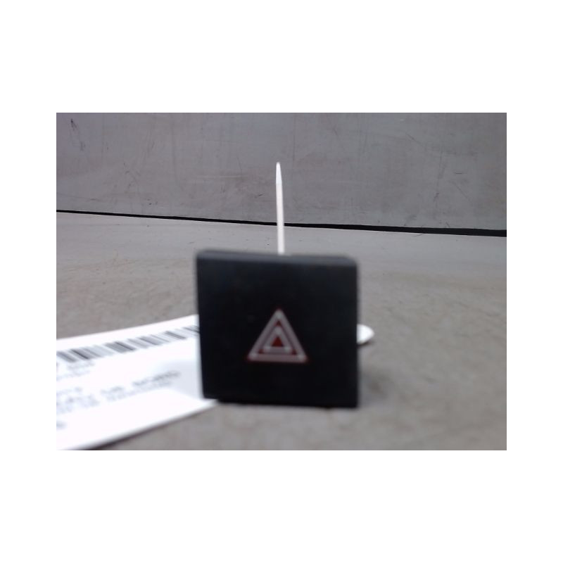 BOUTON DE WARNING PEUGEOT 508 2010-