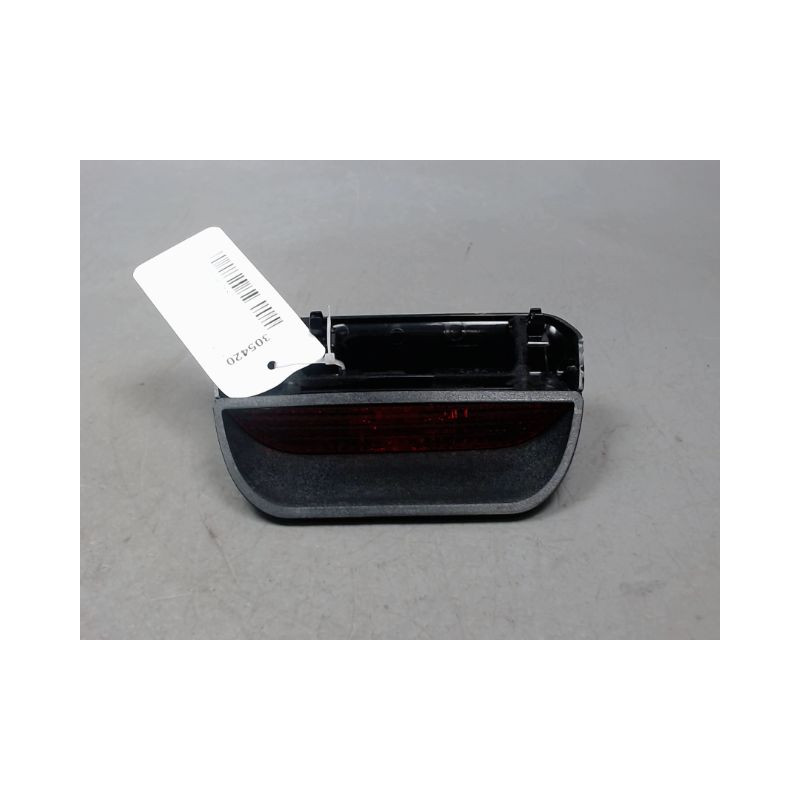 FEUX STOP SUPPLEMENTAIRE DACIA SANDERO 2008-