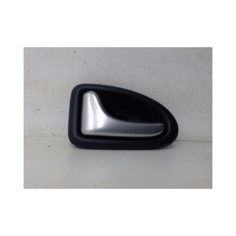 POIGNEE INTERIEURE PORTE ARRIERE GAUCHE RENAULT CLIO