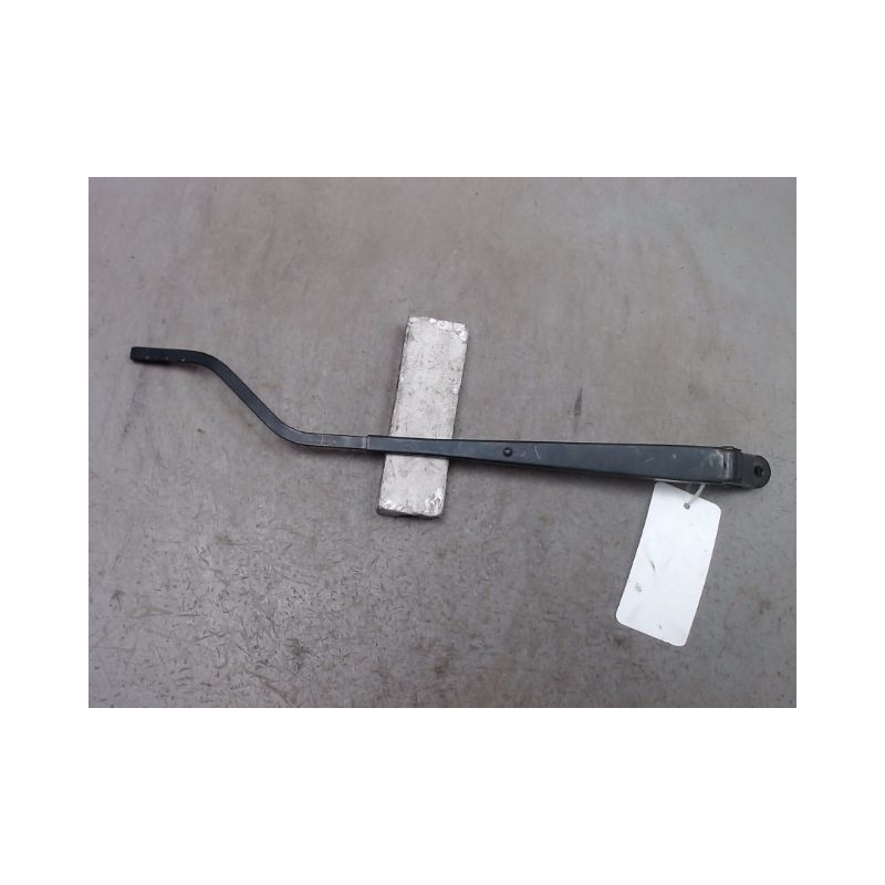 BRAS ESSUIE-GLACE AVANT GAUCHE SUZUKI SWIFT 3P