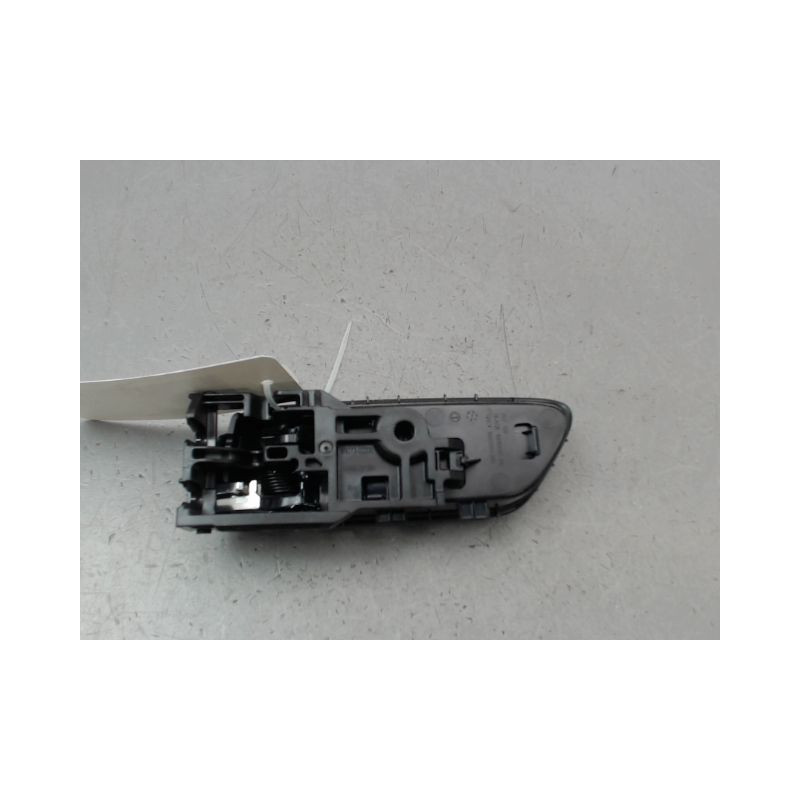 POIGNEE INTERIEURE PORTE AVANT DROIT TOYOTA COROLLA 2004-